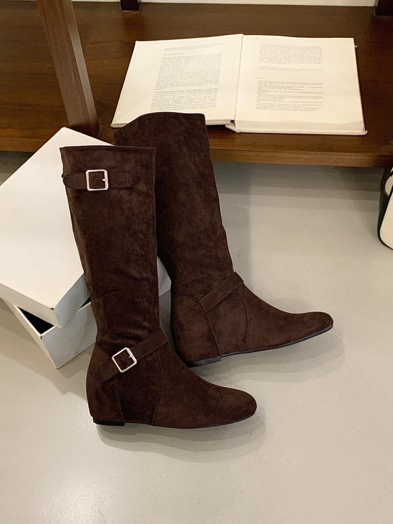 2025 new breasted fashionable round head boots thick-soled versatile high boots black Korean version retro knight boots women