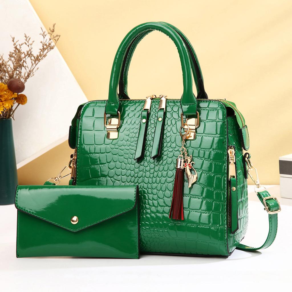 Bag Women's 2026 New Fashion Embossed Large Capacity Mom Bag Crocodile Pattern Two-piece Set Oblique Span Women's Bag