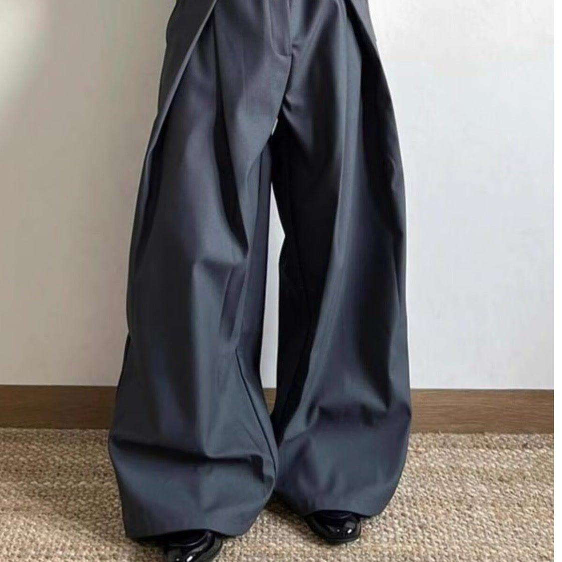 

Мужские корейские брюки-шаровары с широкими штанинами в стиле ретро-сабли с драпировкой и мятым дизайном 3X Large серый