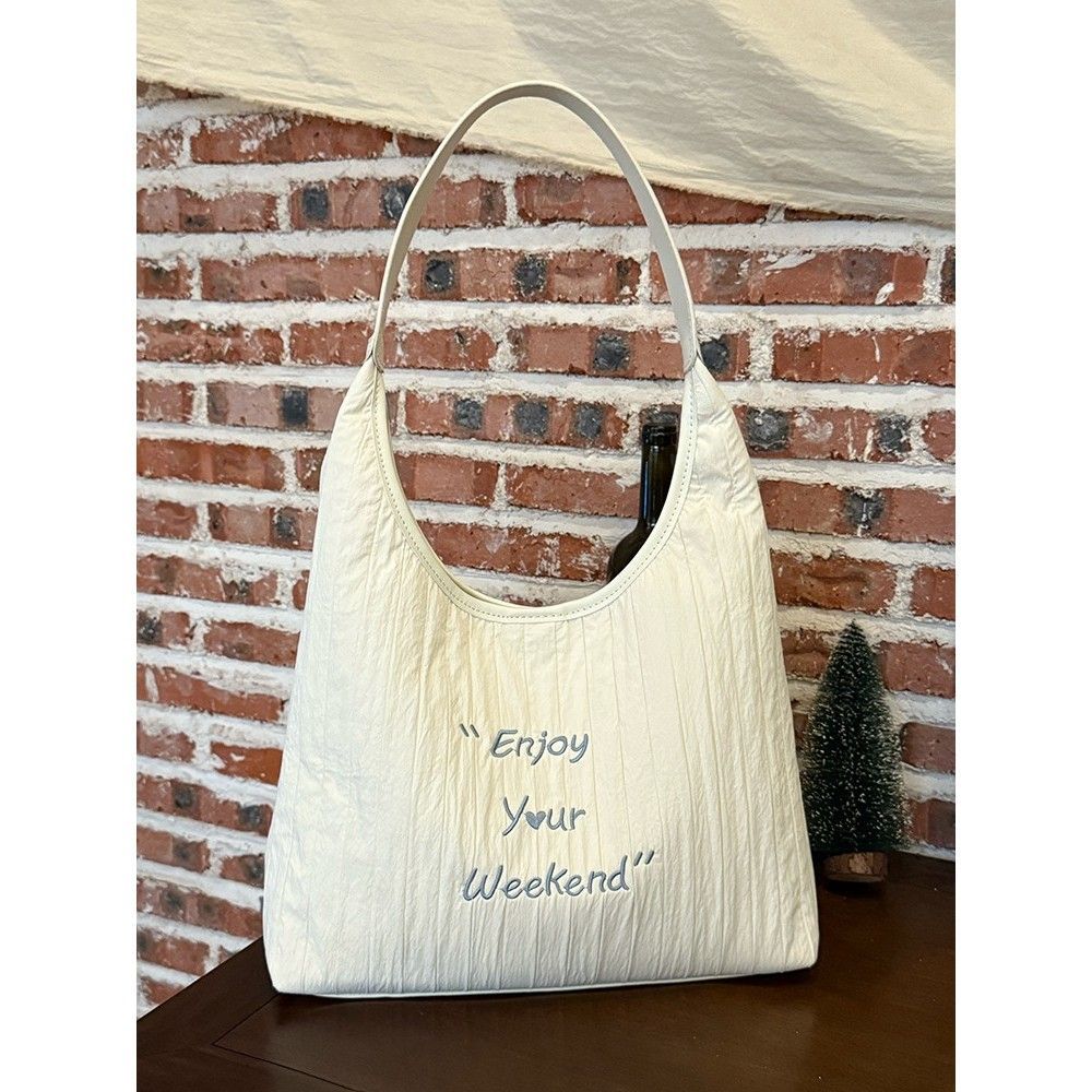 

Новая холщовая сумка большой вместимости с вышивкой букв, женская корейская нишевая сумка на плечо в стиле ленивого ветра, рабочая сумка-тоут для поездок на работу белый