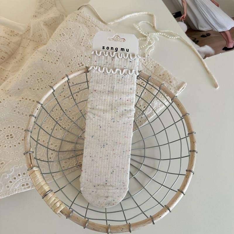 

Women s Spring and Summer Thin Cotton New Style Bow Boneless Sewn Head Mid Tube Pile Socks 1 pair білий