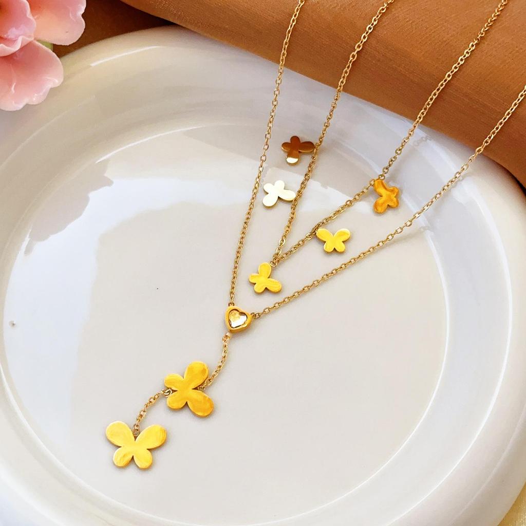 Złoty naszyjnik ze stali nierdzewnej: Elegancka, Wszechstronna, Nieblaknąca Biżuteria Damska