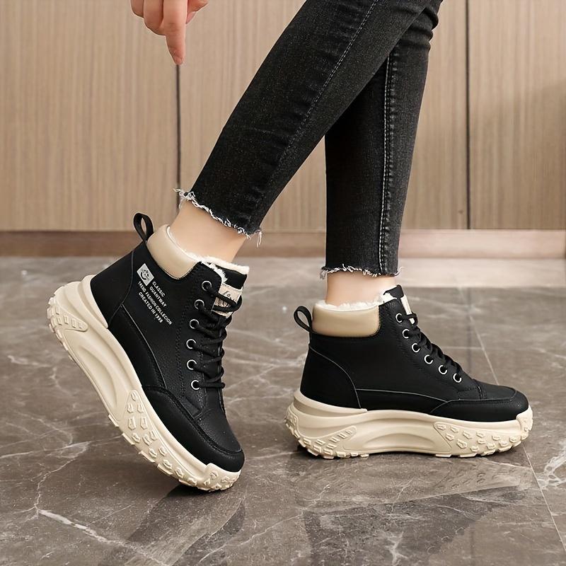 Autumn and Winter Women's Soft Comfortable Fleece-Lined Warm Boots, Suitable for Outdoor Activities in Cold Weather