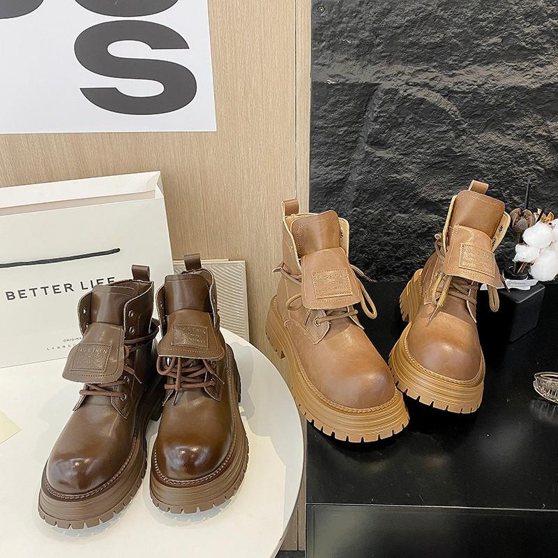 Martin boots women's British style 2025 autumn new letter lapel tooling locomotive boots lace-up thick-soled big yellow boots