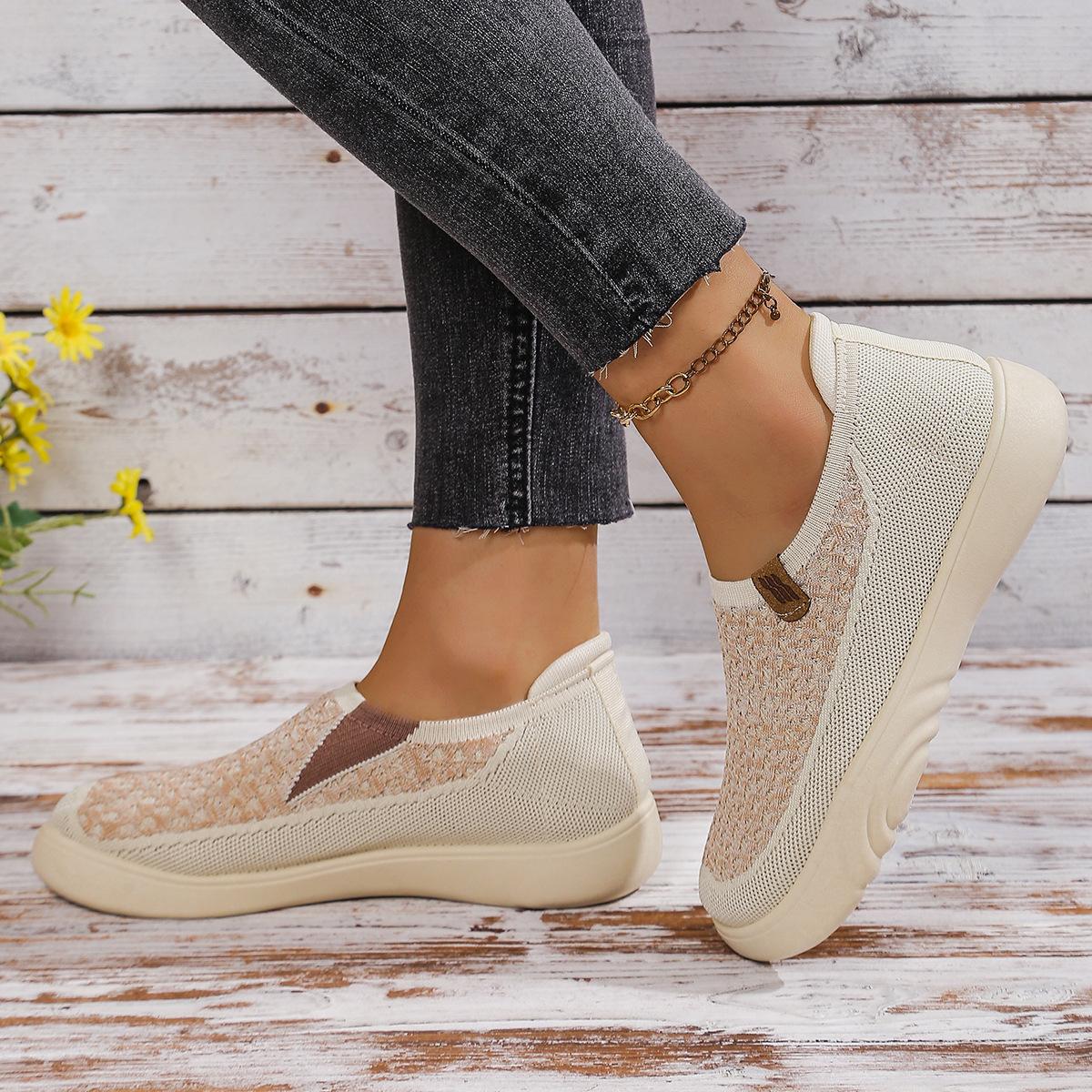 

Versatile non-slip and wear-resistant women s shoes breathable women s sports shoes spring and autumn explosive soft-soled casual shoes 36