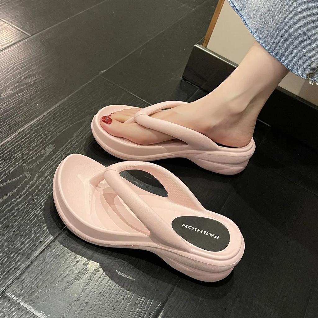 Fashion Thick Sole Wedges Flip Flops For Women Summer Clip  Platform Sandals Woman Non-slip Beach Slippers Girls Outdoor Slides