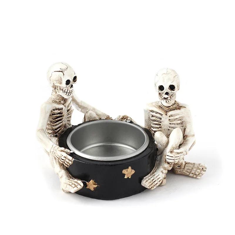 

Halloween Skull Candlestick, Vintage-Style Resin Candlestick Decoration, Suitable for Party or Table Display, Decoration Gift