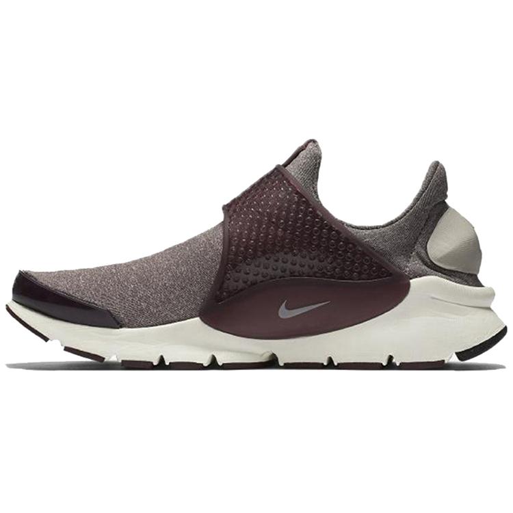 Nike Sock Dart Se  Night Maroon  Women s 862412-600 35.5