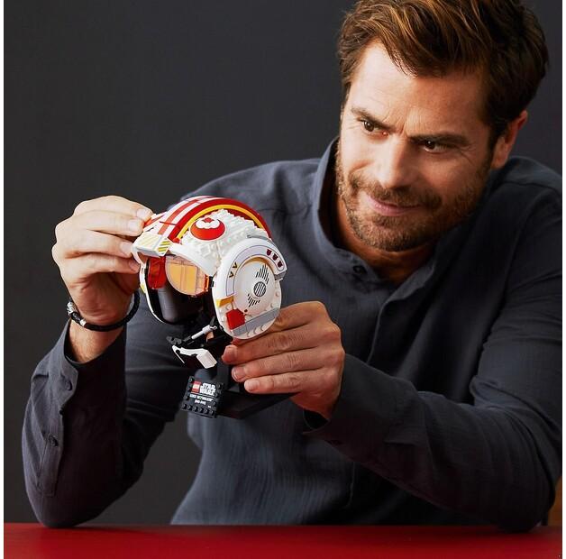 LEGO Star Wars 75327 Шлем Люка Скайуокера - Красная пятерка