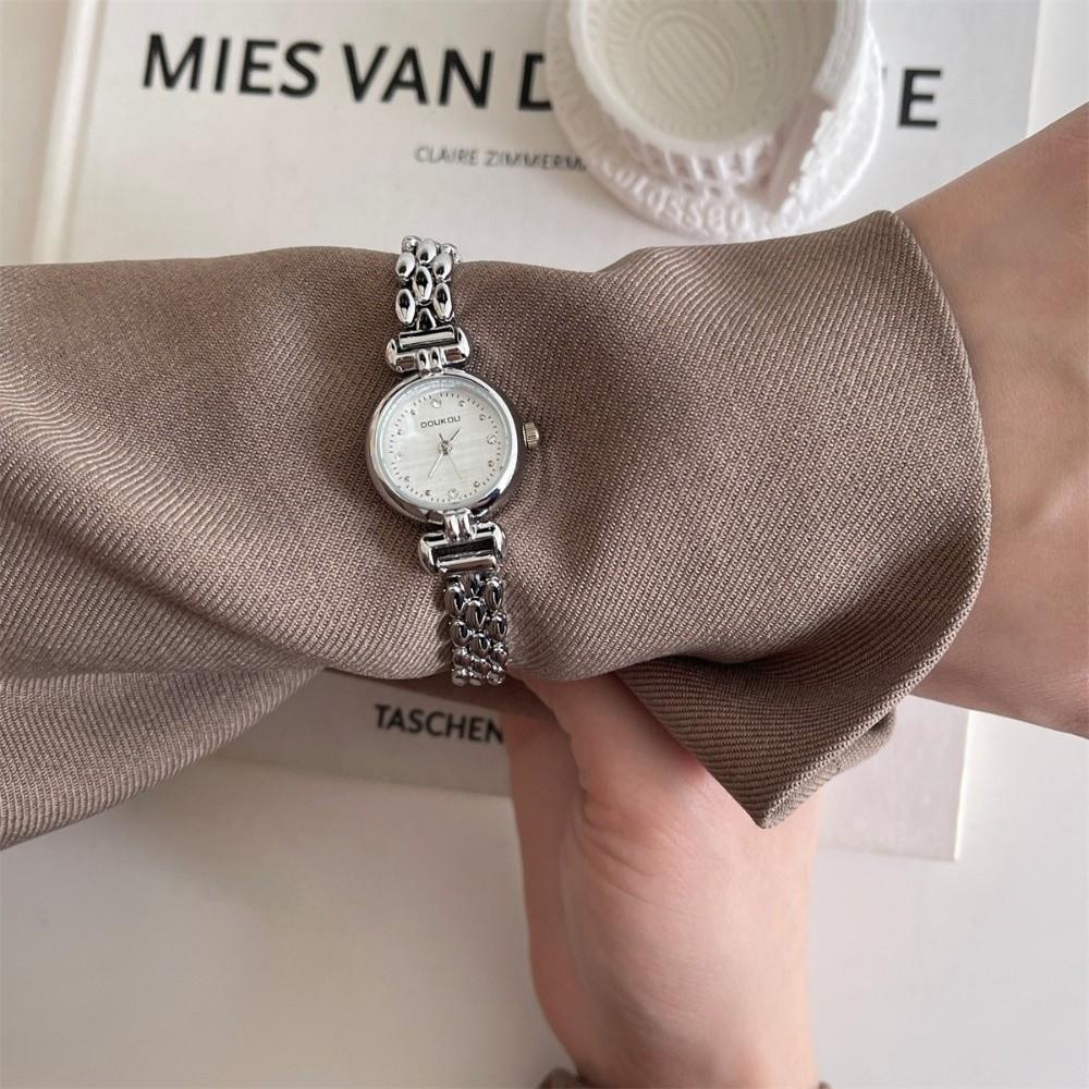 Luxury Bracelet Watches Round Shape Wristwatches Simple Elegant Bangle Bracelet  Fashion Accessory