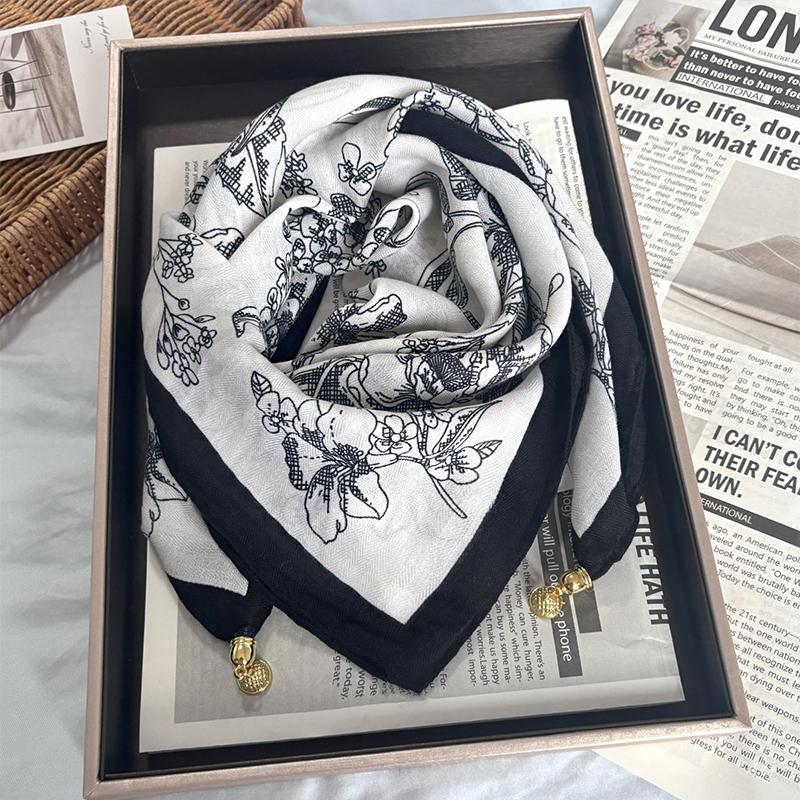 1PC Neck Scarf Versatile Painted Pattern Gift Silk Scarf High-End Magnetic Closure Elegant Accessories French Style Multi-Color