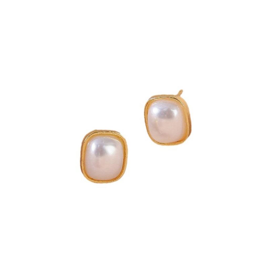 Square Pearl Stud Earrings for Women Small Minimalist Lightweight Elegant Design High Quality Fashion Jewelry Accessories