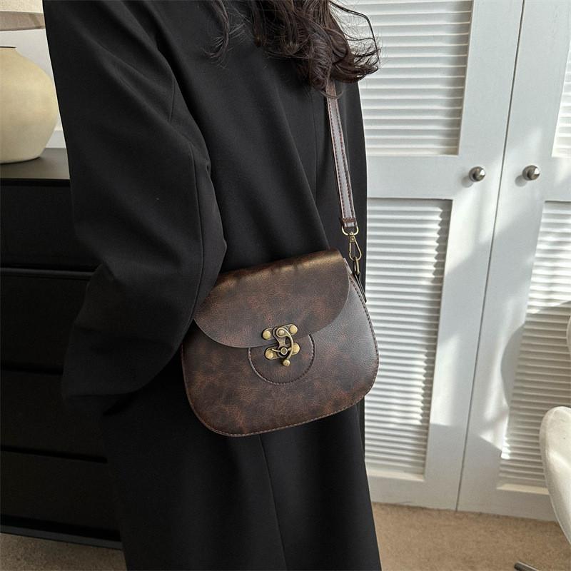 Fashionable Casual Shoulder Bag For Women Vintage Design Soft And Spacious Saddle Bag