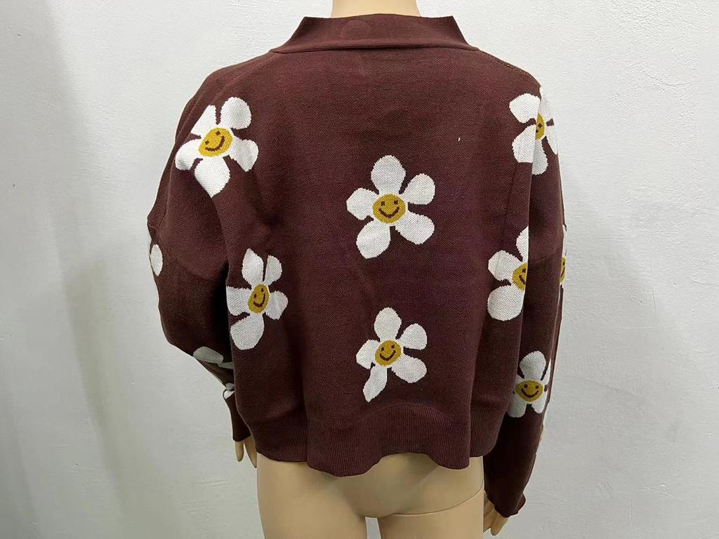 2022 Autumn/Winter Floral Knit V-Neck Cardigan Sweater for Women