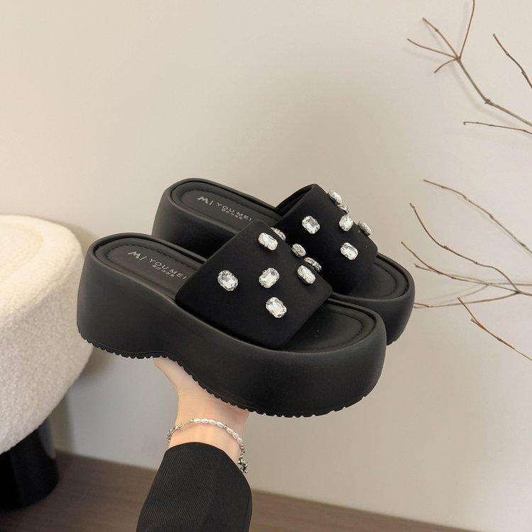 [Youshilai] Rhinestone slippers 2025 summer new temperament elegant and versatile small slippers