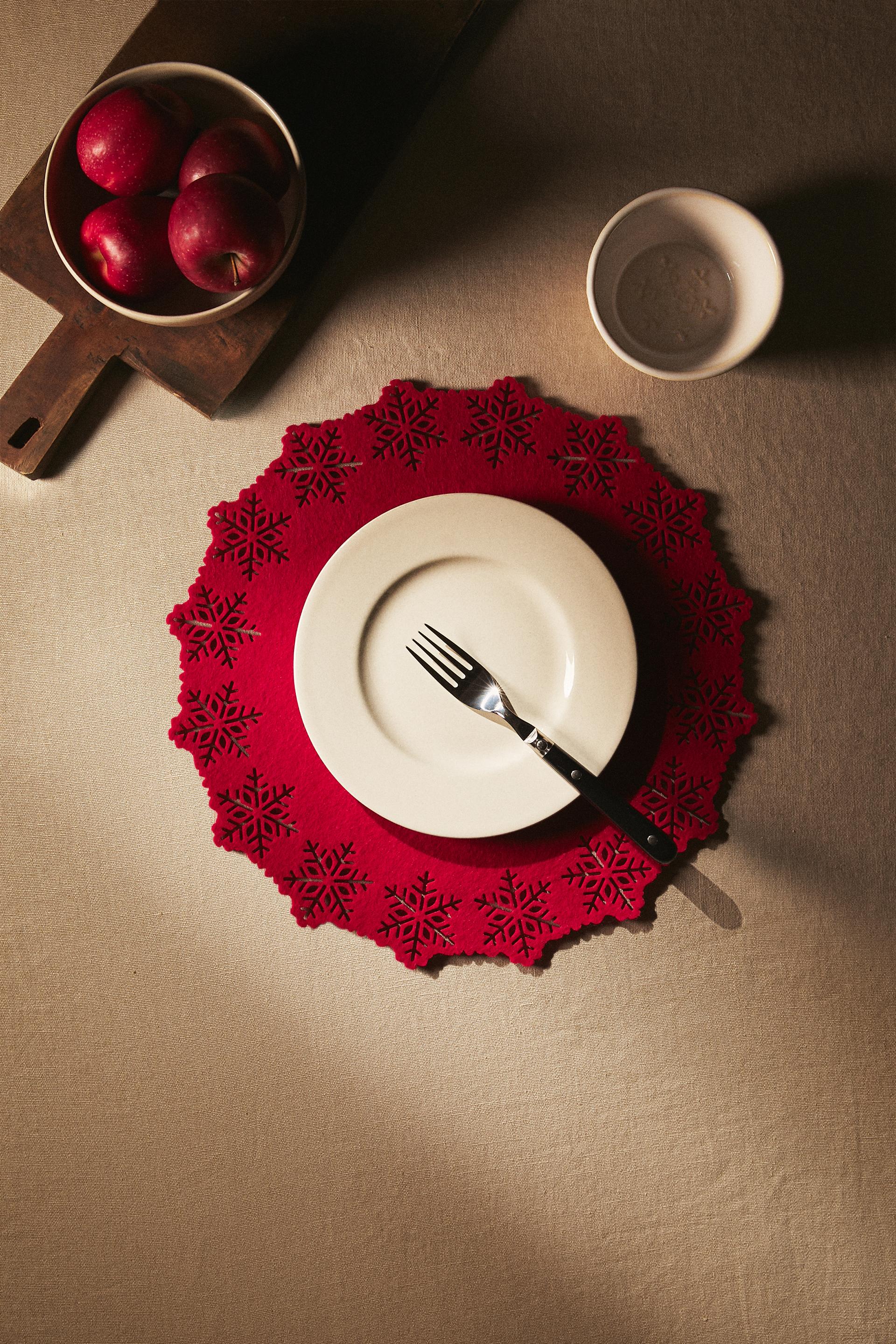 

РОЖДЕСТВЕНСКАЯ СНЕЖИНКА ВОЙЛОВАЯ ПОДСТАВКА