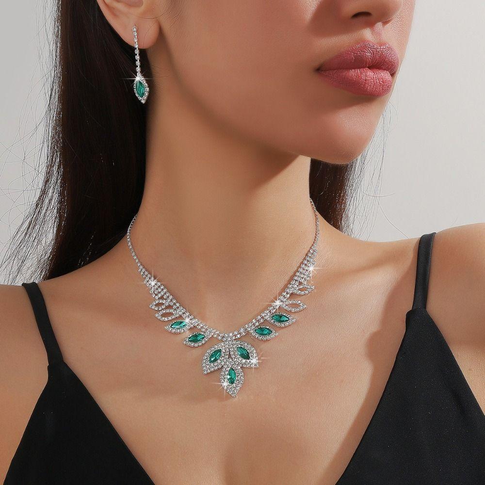 Elegant Crystal Drop Necklace Earrings Set Light Luxury Bridal Wedding Jewelry Women