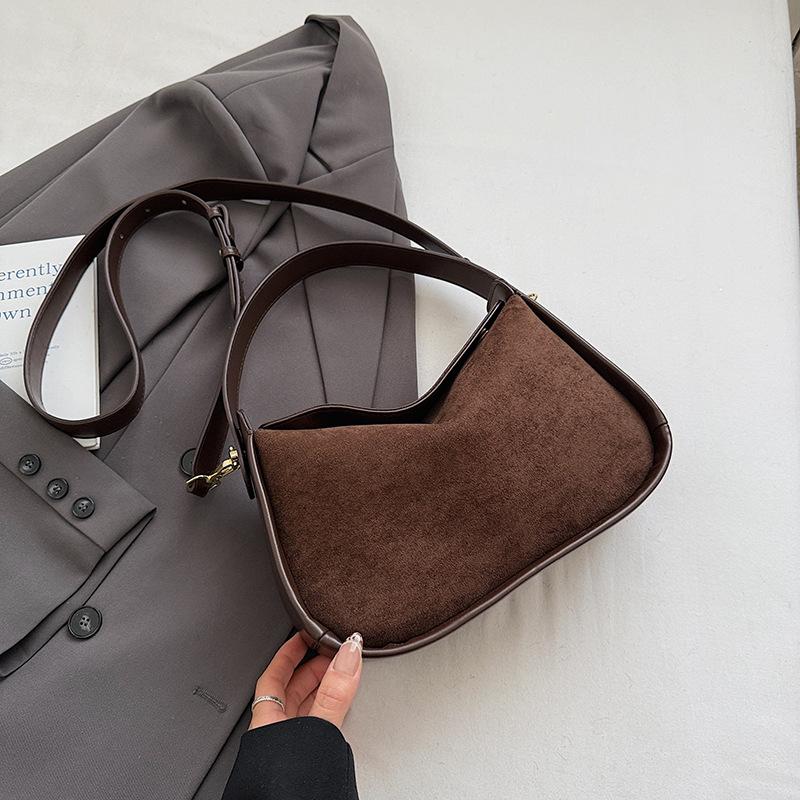 Retro deerskin fleece bag women's autumn new casual simple shoulder messenger bag niche matte bowling bag