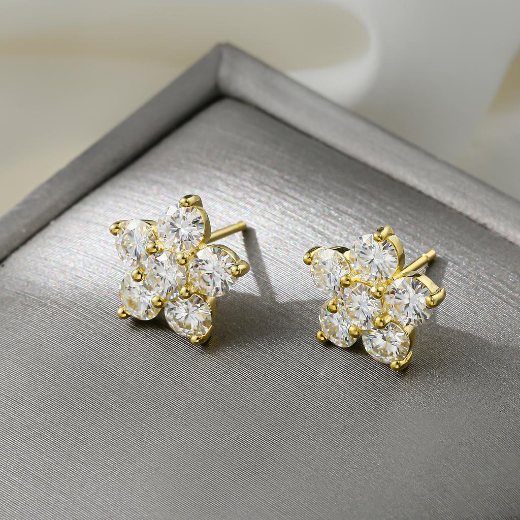 Moissanite 5 Petal Flower Earrings White Gold Stud Earring for Women 925 Sterling Silver Moissanite Diamond Earring Gift