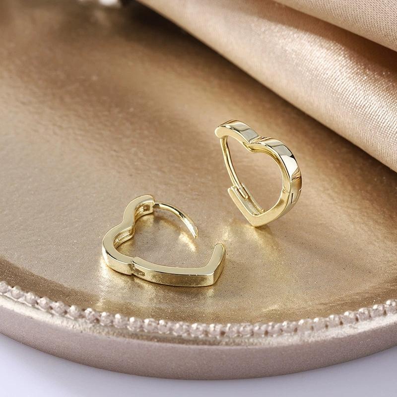 Love Heart Smooth Metal Small Hoop Earrings For Women Vintage Gold Color Ear Buckle Wedding Jewelry Valentine's Day Gift