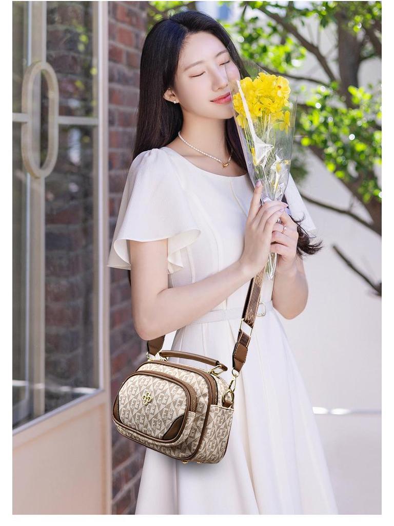 Modna torebka crossbody mała okrągła luksusowa z nadrukiem 2025