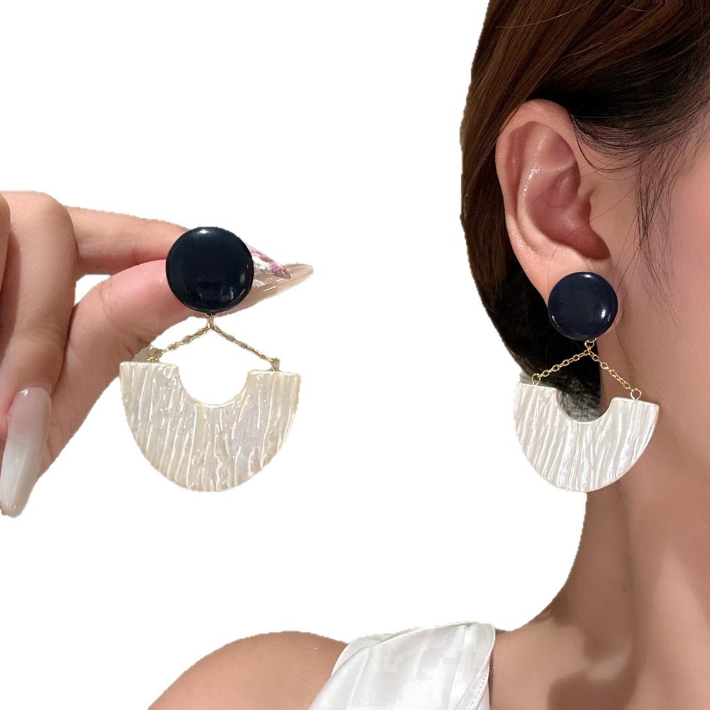 Náušnice s třásněmi ve tvaru kapky vody s dřevěnými korálky Silver Needle Etnický styl Retro Jednoduché puzetové náušnice Temperamentní náušnice Dámské Niche