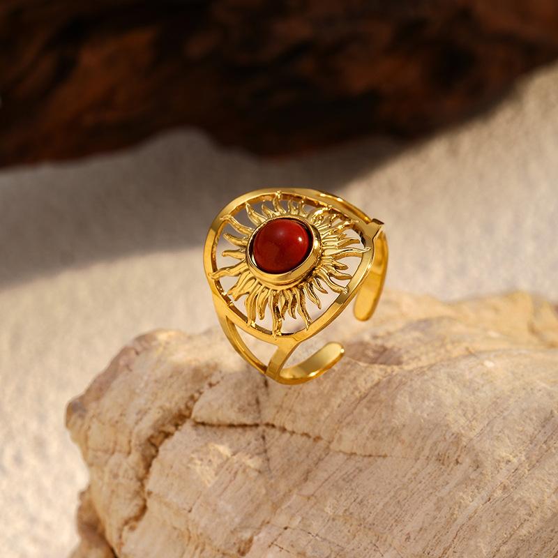 European and American Retro Personalized Stainless Steel Ring Sun Hollow Ring Electroplated 18K Gold Opening Versatile Ring