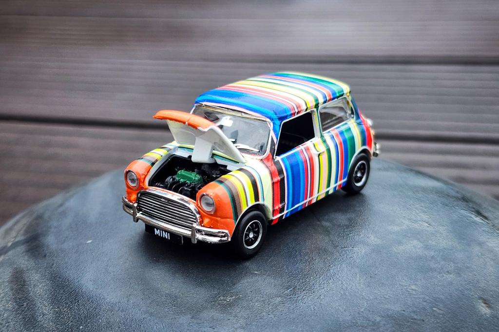 Toy East Tiny City Mini Cooper Art Car Stripe Finished Product HYP00004
