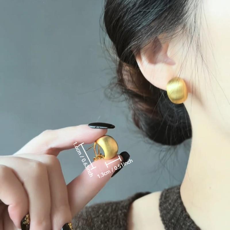 

2025 French Matte Gold Bean Earrings: Luxurious Frosted Metal Studs золотий