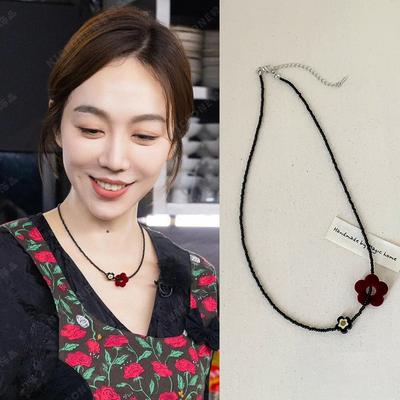 Velvet Flower Beaded Necklace Women'S Niche Gentle Fashion Versatile Neck Chain Sweater Chain