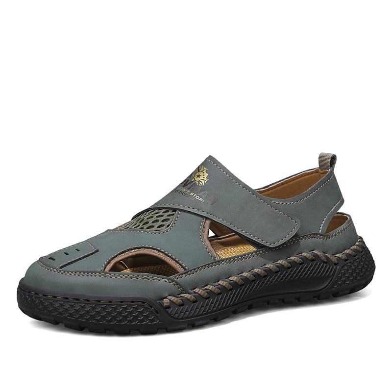 Mesh shoes men's 2025 new summer hollow breathable men's shoes mesh soft sole light pedal beach shoes sandals