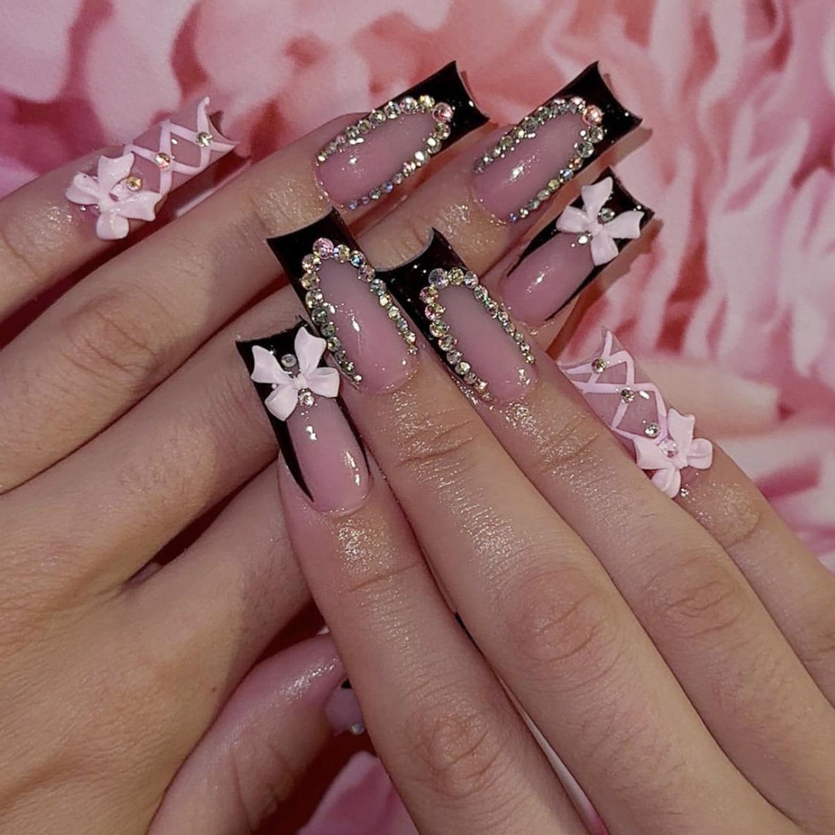 

Black French Cross-Tie 3D Bow Rhinestone False Nails - Medium Rectangle
