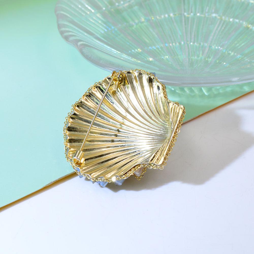 Hand -Studded Fashion Heavy Shell Brooch Spring Joker Women 'S Clothing Accessories High -End Pin Brooch