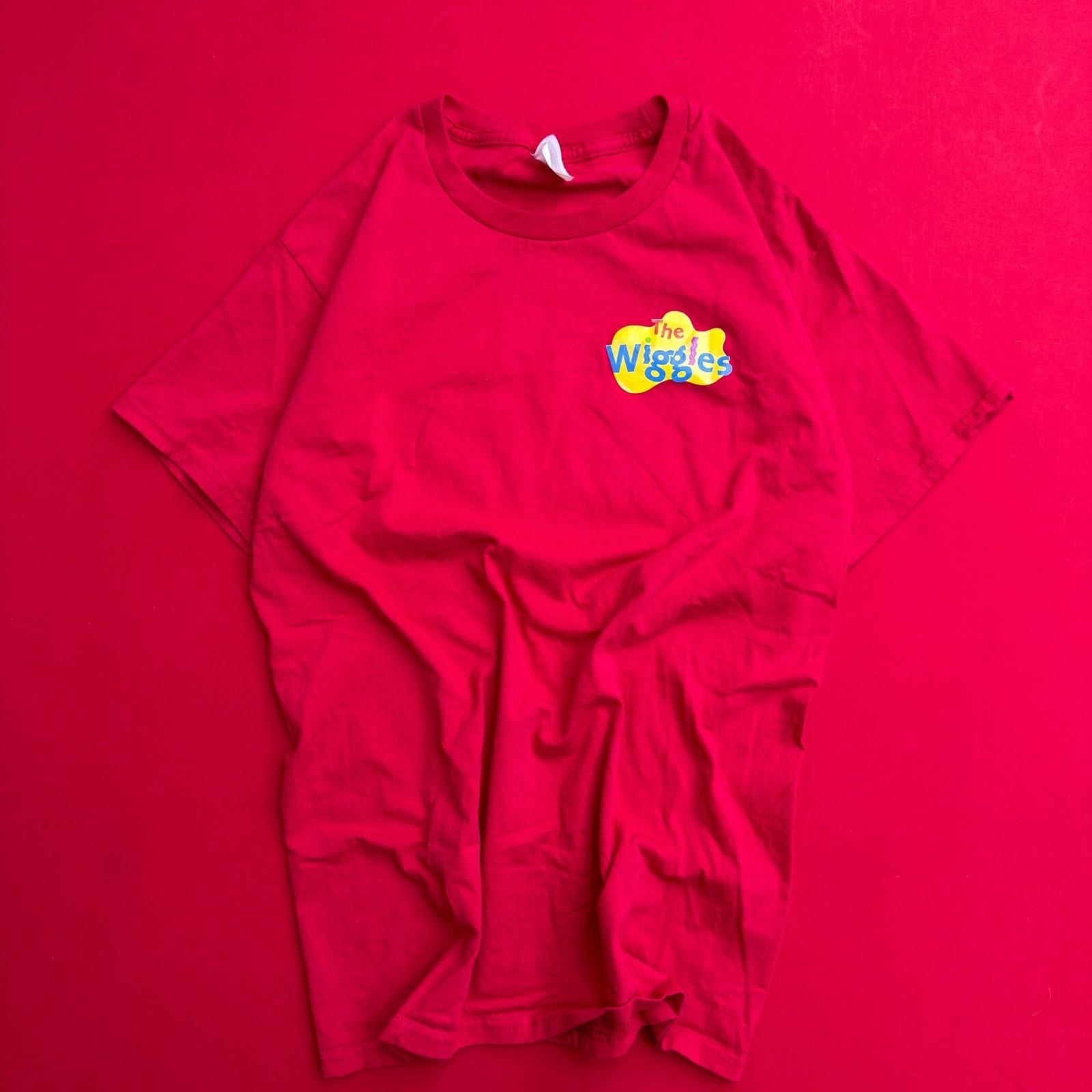 VTG Style The Wiggles Mens Red Graphic T-Shirt Hanes Authentic-T Size Medium XXXXL
