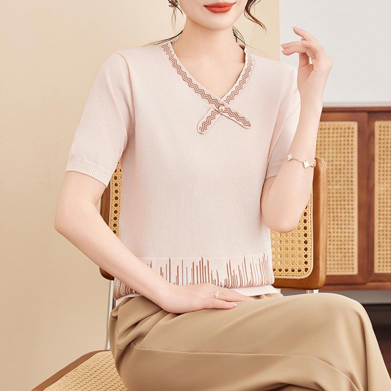 Elegant Ice Silk Knit Top for Stylish Moms - 2026 Summer Fashion Short Sleeve