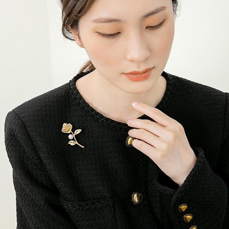 Romantic Rose Brooch, Exquisite and Fashionable Jewelry Shirt for Men and Women, Suit Backpack Accessories, Birthday Party Gift