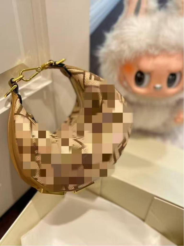 2025 Vielseitige Damen-Einschulter-Umhängetasche aus gewebtem Material - Lässiges Knödel-Design