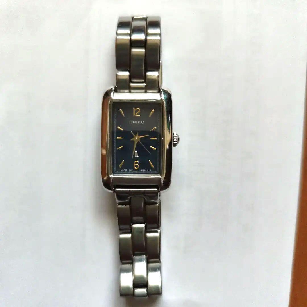 [Junk item] SEIKO lukia vintage quartz model