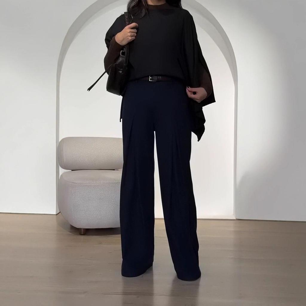 Pantaloni grigi micro-pull per bambini, nuovi 2025, pantaloni a tuta stile grembiule con bordo a balze, pantaloni a zampa d'elefante sottili antiaderenti