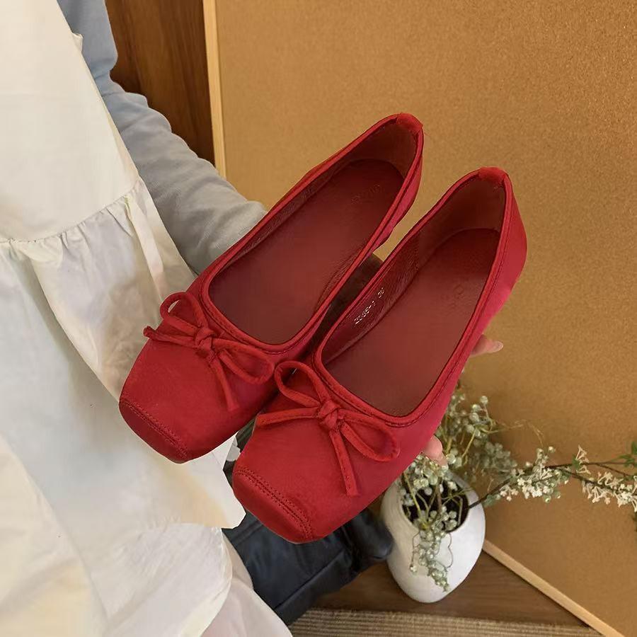 Korean Version Spring and Summer Velvet New Doudou Shoes Small Fragrant Wind Light Low Heel Single Shoes Women's 2025 Bow Square Head