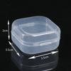 Boîte de rangement carrée en plastique transparent avec couvercle pour petites pièces, perles et bijoux.