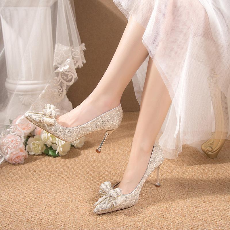 Übergröße High Heels Damen Dünne Absätze Spitzschuh Flache Öffnung Hochzeitsschuhe Sexy Temperament Bankettschuhe