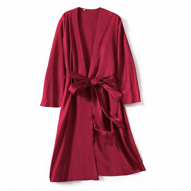Women's Ice Silk Robe: Elegant, Sexy, and Thin Pajamas for Spring and Autumn.