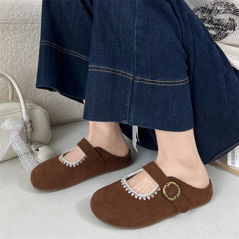 Internet celebrity explosion red retro thick bottom bag head drag women summer wear 2025 new French versatile Birkencool slippers