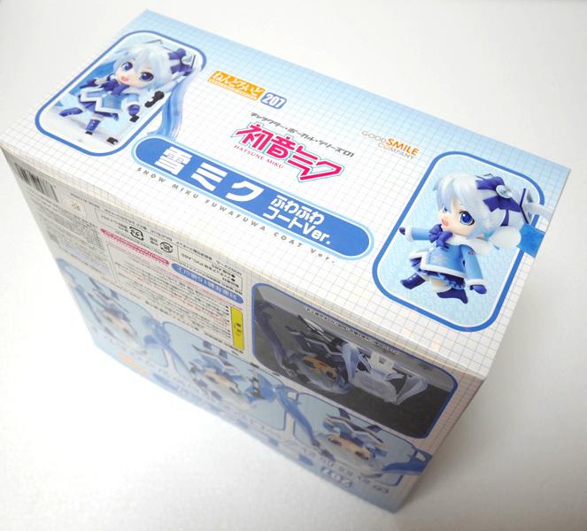 Unopened Snow Miku Fluffy Coat Hatsune Miku 207 Nendoroid Good Smile Company Ver.
