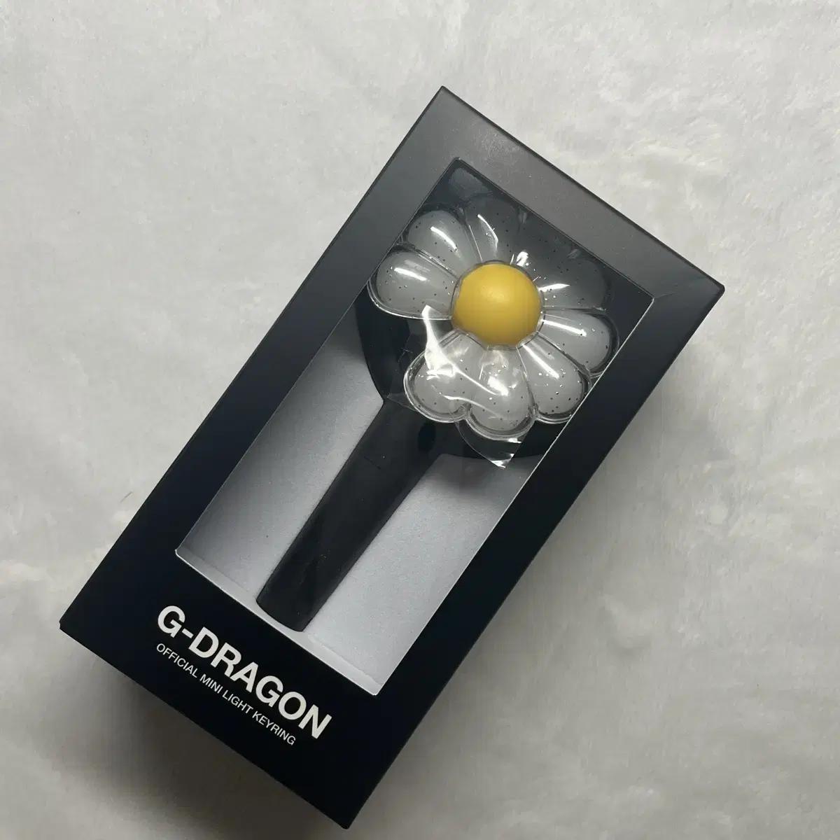 

Запечатанный мини брелок-лайтстик G-dragon Gd Продажа