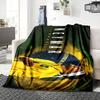 Fußballlegende Jubelpose bedruckte Flanell atmungsaktive und warme Decke, ein stilvolles Haushaltsgeschenk, geeignet für Zuhause, Büro und als Tagesdecke. 15a138