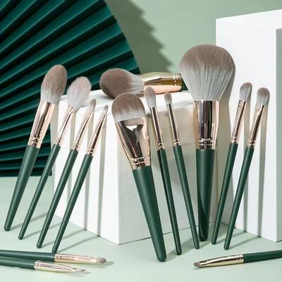 Nuovo set di 14 pennelli per il trucco con setole super morbide, set completo di pennelli per ombretti, pennelli per ombretti, strumenti di bellezza per cipria in polvere libera