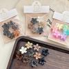 Nya slumpmässiga 10 st mini-blommor i akryl hårspännen för kvinnor vintage hårklor krabbklämma hårspännen flicka huvudbonad tillbehör