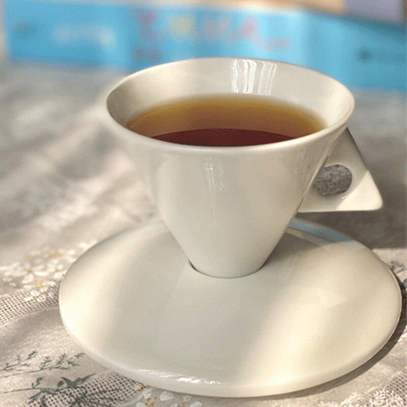 Espresso Set 60ml Italian Unique Creative Couple Ceramic Coffee Cup Homemade Cup White Tea Coffee Maker